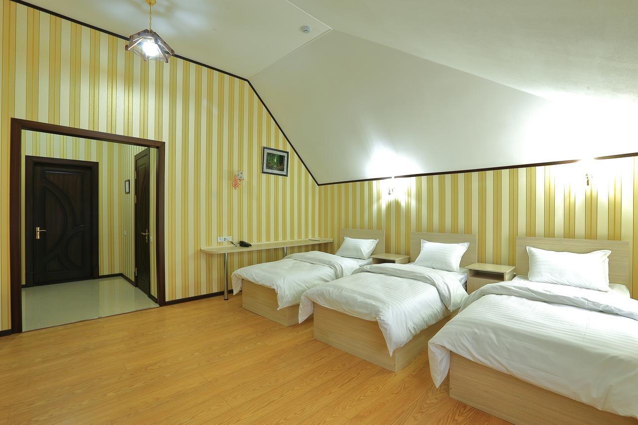 Hotel Seven Seasons Tashkent Exterior photo
