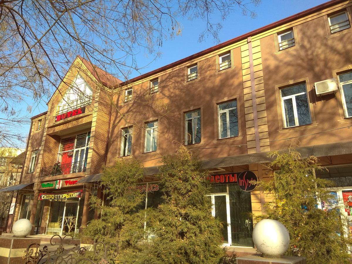 Hotel Seven Seasons Tashkent Exterior photo