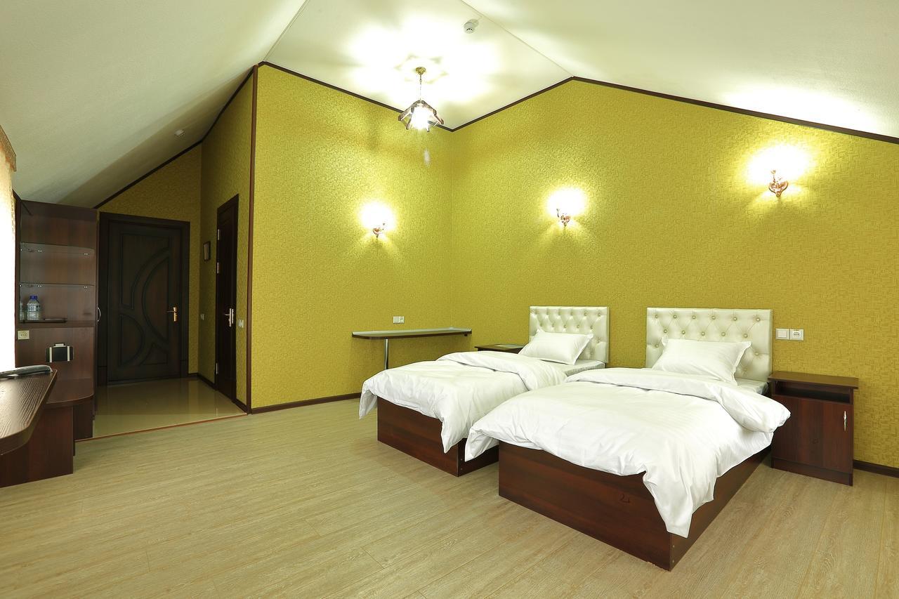 Hotel Seven Seasons Tashkent Exterior photo